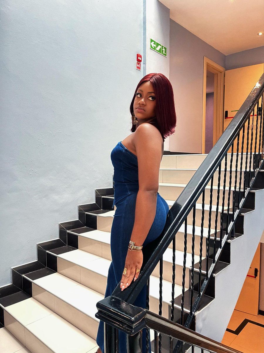Tracyekwe's tweet photo. Taking this new journey one step at a time ✨
And i want to take it with you ❤️
Are you ready to walk with me?

TRACY IS COMING
#Bbnaija 
#TracyEkwe https://t.co/imy7DGe9Wo