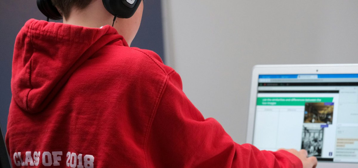 ProgrammaFuturo's tweet image. Insegnamento dell'informatica o educazione digitale?Leggi l'articolo di @enriconardelli su @StartMagNews
shorturl.at/EGd7m