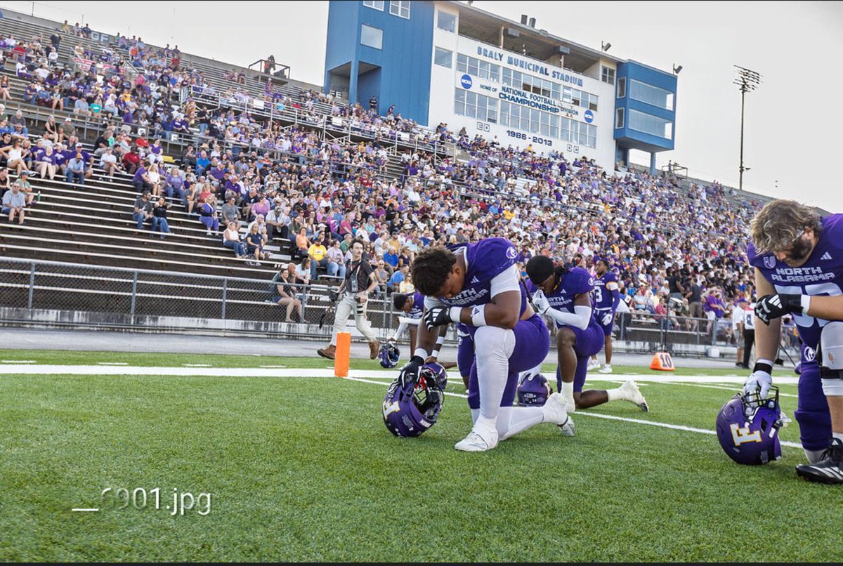LT Sanders tweet media