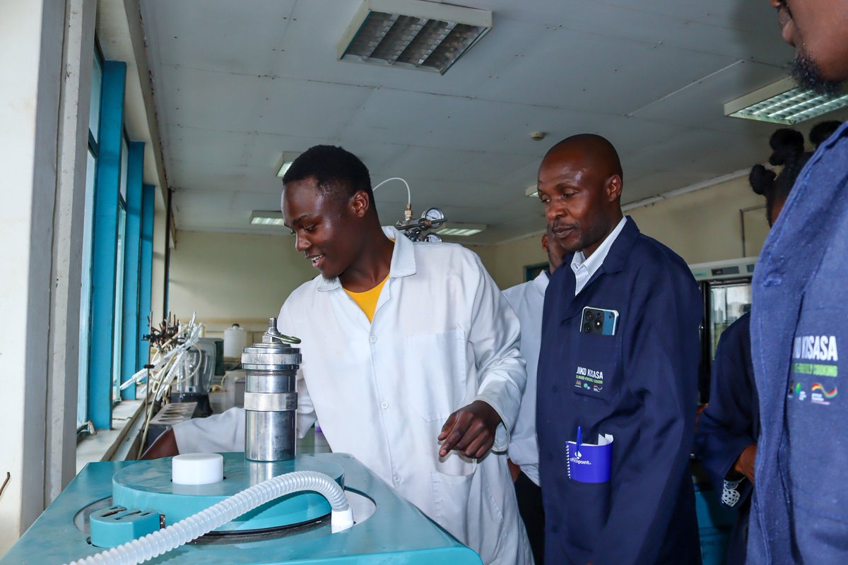 Juda chuqur tomoqlar Mummy porno onlayn tomosha qiling