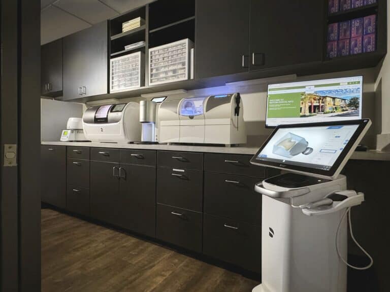 📈 2025 practice design trends demonstrate that combining clinical credibility with great design yields patient loyalty and long-term growth.

Check out these nine trends you can implement in your practice to help build patient trust. 👇

🔗 bit.ly/3Kmes5a