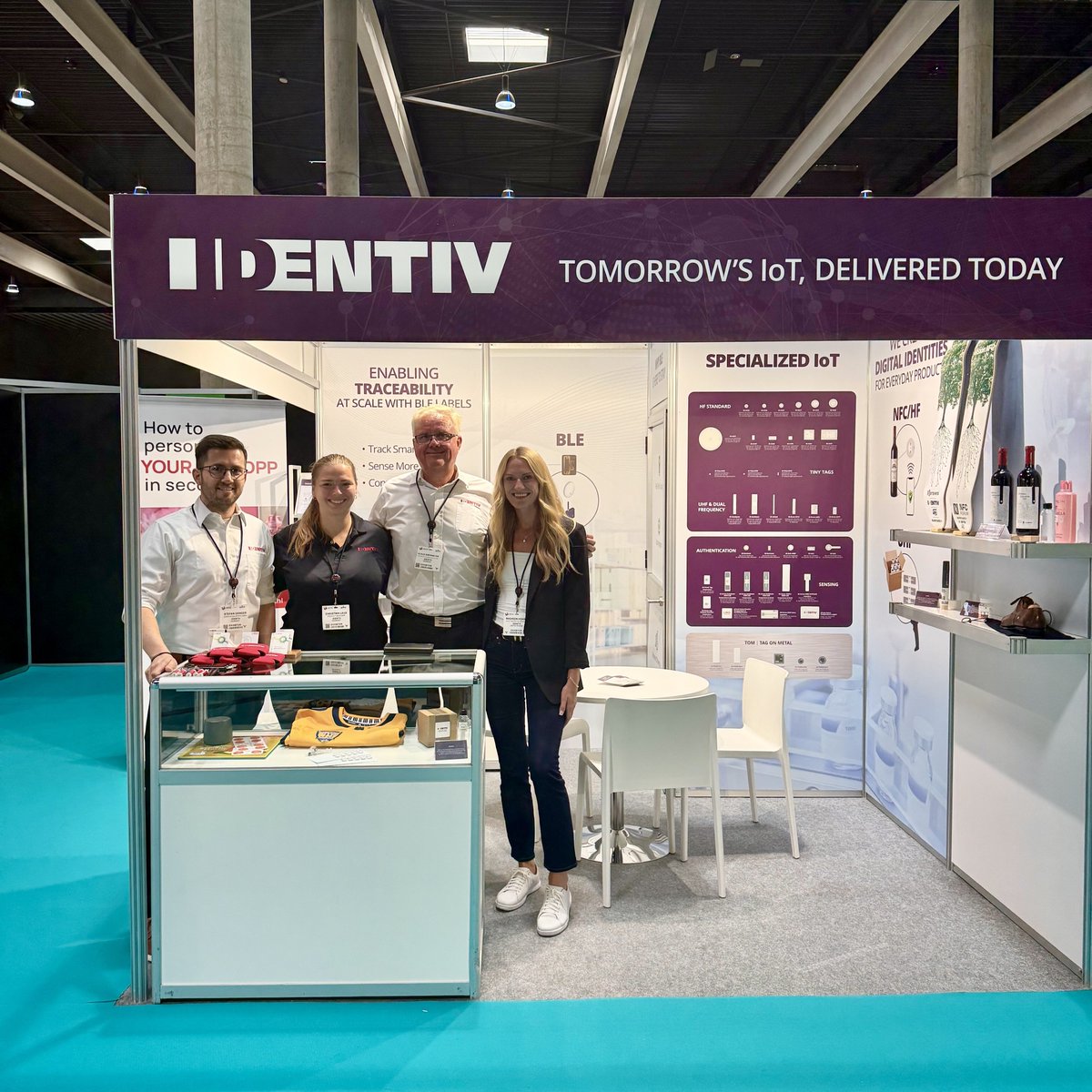 identivinc's tweet image. We’re all set up at booth 7C24 @LabelExpo and can’t wait to show you how Identiv is transforming industries with smart label technology!

Don’t miss your chance to see what’s next in smart label innovation!

#LabelExpo #SmartLabels #DPP #BLE #NFC #Narravero #Identiv