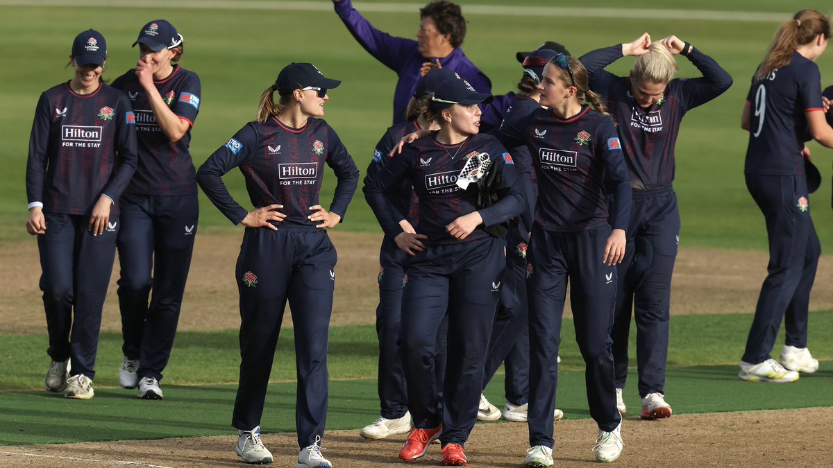 What a team. 🤩

Lancashire Women secure their space in the final of the Metro Bank One-Day Cup as we claim a 5-run victory over the Blaze!

🌹 #RedRoseTogether
