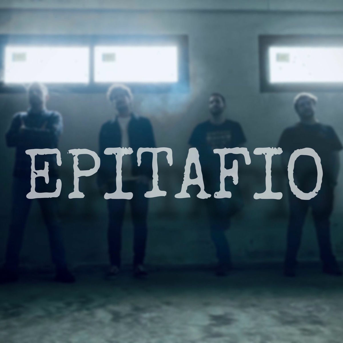 #Lacancióndelas 19:09. Uno de mis compañeros del curso de escritura en el que me desfogo los viernes que no hace calor, me presenta a unos amigos suyos que hacen música <a href="/CodigoVinagrio/">Código Vinagrio</a> 
lacanciondelas.com/codigo-vinagri…