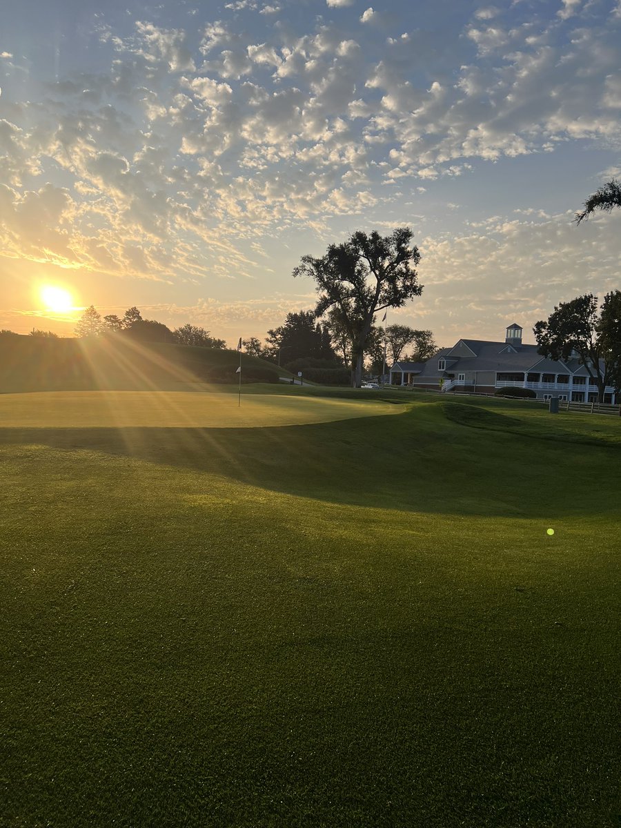 Beautiful sunrise over FCO this morning. Going to be a little toasty and humid this afternoon, but thankfully the days are getting shorter.   We’re ready for some fall weather!