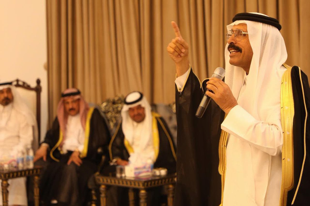 ALsarh24's tweet photo. لقاء وجهاء وشباب العبيد مع الدكتور مصطفى عياش الكبيسي في الرمادي

استضاف مضيف الشيخ عماش العبيدي (أبو مهند) في مدينة الرمادي لقاءً موسعاً جمع وجهاء وشباب قبيلة العبيد مع الأمين العام لحزب الصرح الوطني الدكتور مصطفى عياش الكبيسي، وبحضور الأستاذ أحمد العساف وعدد من الشيوخ والوجهاء.
وجرى خلال اللقاء التأكيد على تعزيز التعاون والتكاتف بين أبناء العشائر، ودعم دور الشباب في خدمة المجتمع وتعزيز الاستقرار.

المكتب الإعلامي 
١٦ ايلول ٢٠٢٥

#منكم_وبيكم