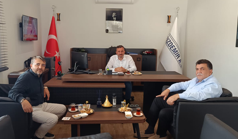 Odamız Yönetim Kurulu Başkanı Şaban Aziz Karamehmetoğlu ve Meclis Başkanı Mete, Rizdemir A.Ş. Yetkilisi ve Odamız Meclis Üyesi Hızır Nalkıran'ı ziyaret etti.
Detaylar 🔗 rizetso.org.tr/H=3756
#rize #RizeTSO #TOBB