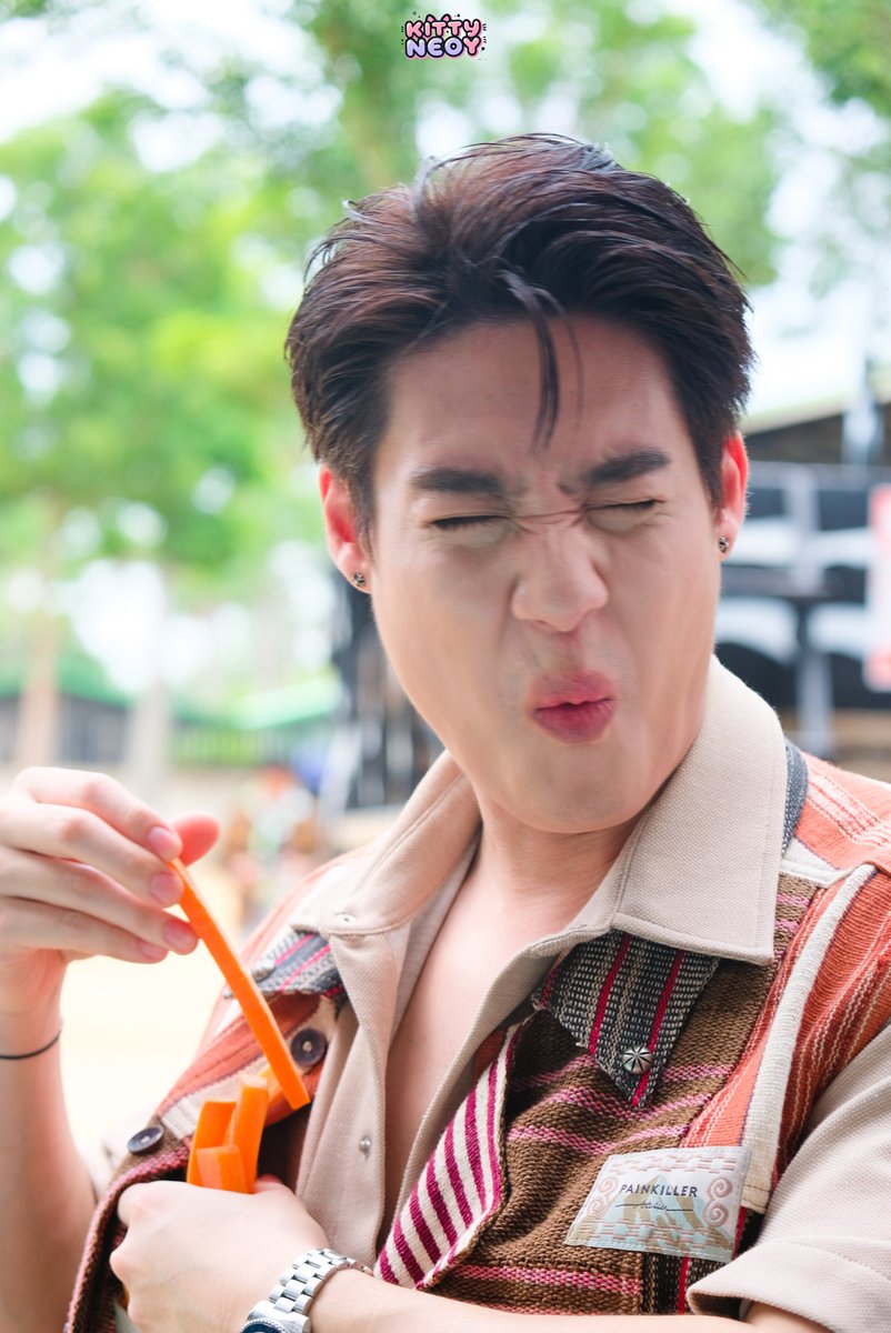 ขอ สาม คำ !!!! 
#JulasHerbXSailubPon1Day
#จฬฮวดทสลภ <a href="/spy_hemmawich/">Spy_v</a> #SpySailub 
#คุณเพื่อนบ้าน