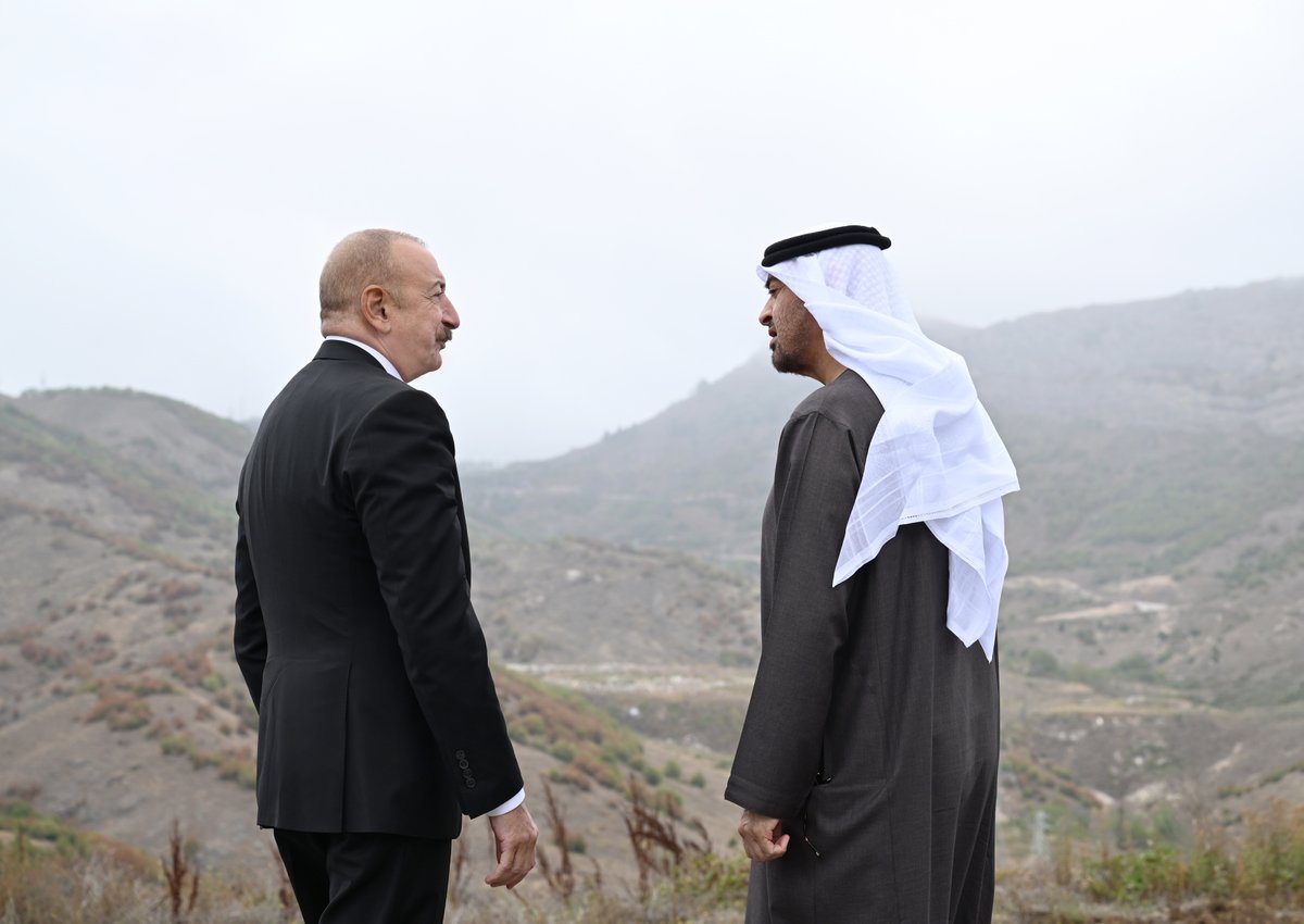 presidentaz's tweet photo. President Ilham Aliyev met with Sheikh Mohamed bin Zayed Al Nahyan, President of the United Arab Emirates, who arrived in Azerbaijan on an official visit. https://t.co/ZrCZzCUprk