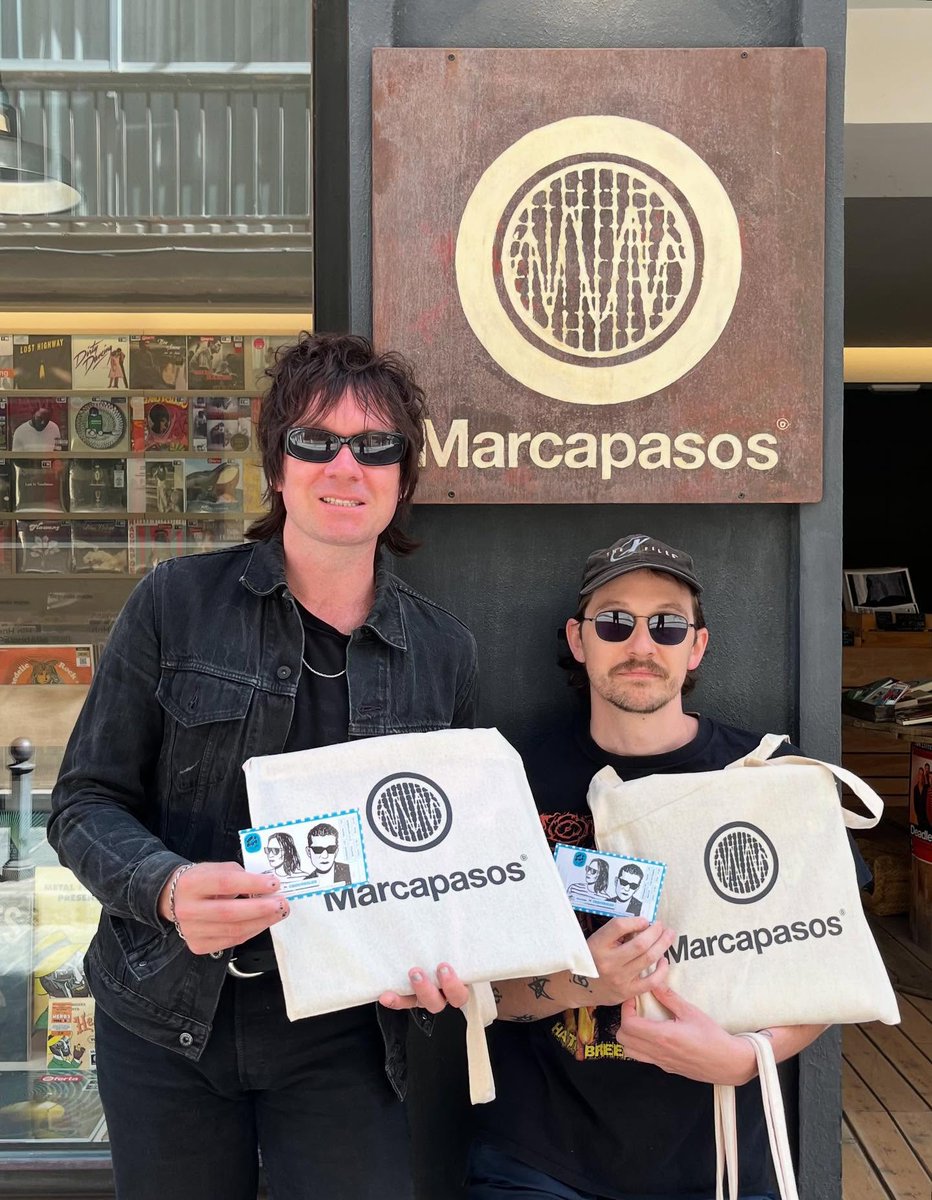 ¡CROCODILES en #Granada!
Noche de reptiles y afiladas descargas eléctricas en <a href="/salaplantabaja/">Planta Baja</a>, por gentileza de <a href="/serpientenegrx/">Serpiente Negra - Granada</a>. La cita es a las 21:30 horas.

Nos quedan las últimas entradas anticipadas del #concierto de #Crocodiles

 #SerpienteNegra #Entradas #DiscosMarcapasos