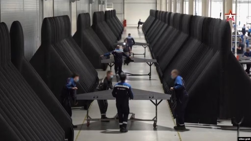 Russia uses kidnapped Ukrainian children to assemble attack drones

The Kremlin, under the cover of the “Smena” children’s camp in Krasnodar Krai, is using children kidnapped from occupied Ukrainian territories to assemble strike drones that are then used against Ukraine,