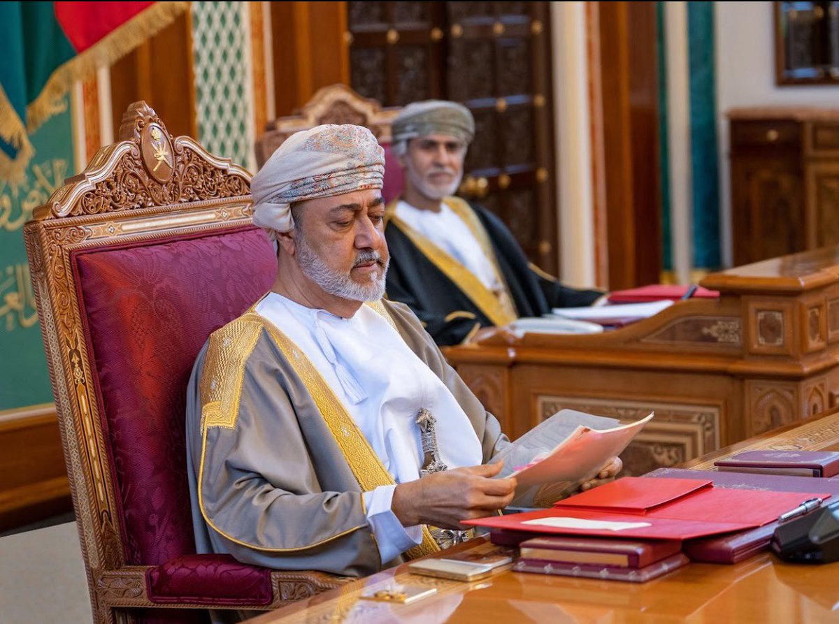 mohd_lwh's tweet photo. حفظ الله جلالة السلطان هيثم بن طارق المعظم
#السلطان_هيثم_بن_طارق https://t.co/tGKovn7lzj