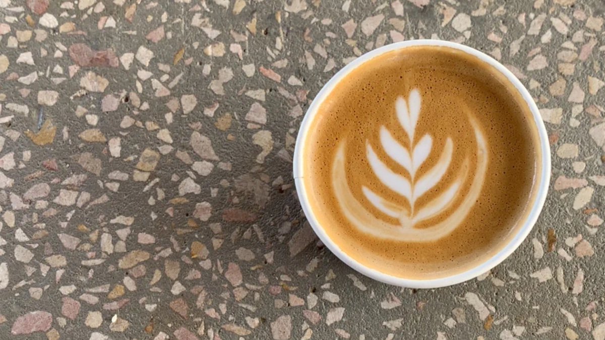 _NORA1010's tweet image. مُلخص يوم وشويه دوام📀❤️