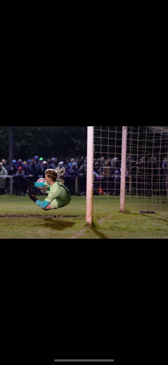 Morgan Newns tweet media