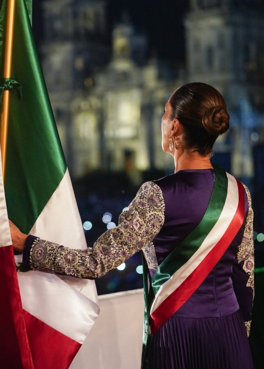 rebekadl's tweet photo. Viva México!!! https://t.co/hNnPp18wwU