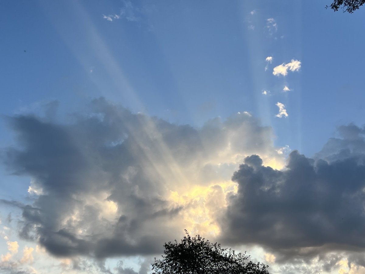 John Talbot (@johntalbot) on Twitter photo Good morning from Hueytown! <a href="/NWSBirmingham/">NWS Birmingham</a> <a href="/wxevan/">Evan Chickvara</a> <a href="/simpsonWVTM13/">Jason Simpson</a> <a href="/RichardWVUA23/">Richard Scott</a> <a href="/mattdanielwx/">Matt Daniel</a> <a href="/Dave_Nussbaum/">Dave Nussbaum</a> Good morning from Hueytown! <a href="/NWSBirmingham/">NWS Birmingham</a> <a href="/wxevan/">Evan Chickvara</a> <a href="/simpsonWVTM13/">Jason Simpson</a> <a href="/RichardWVUA23/">Richard Scott</a> <a href="/mattdanielwx/">Matt Daniel</a> <a href="/Dave_Nussbaum/">Dave Nussbaum</a>