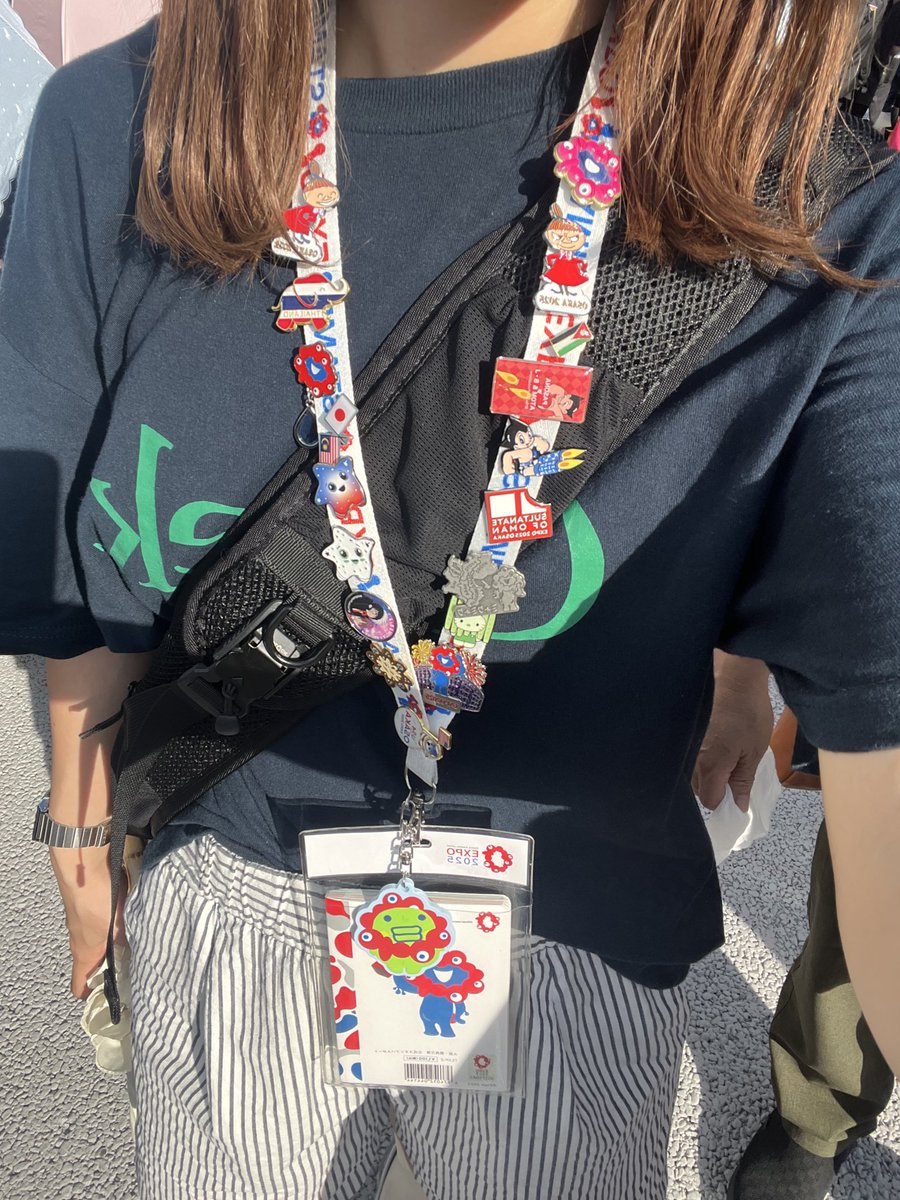 ピンバッジを集めたおかげかヨルダン非売品バッジもらったの、、、感動、、、🇯🇴