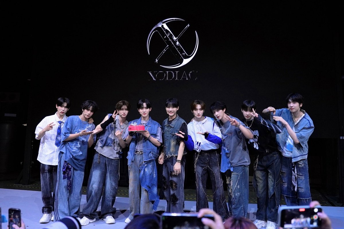 [📸] 

- 2025 DELF 🌐

특별한 날 쏘블리들 만나 무대에 설 수 있어서 행복햄 (⸝⸝ᵒ̴̶̷ ·̫ ᵒ̴̶̷⸝⸝)
다음에 또 만나요 쏘블리들 💙

#XODIAC #소디엑 
#DELF #Cyberport