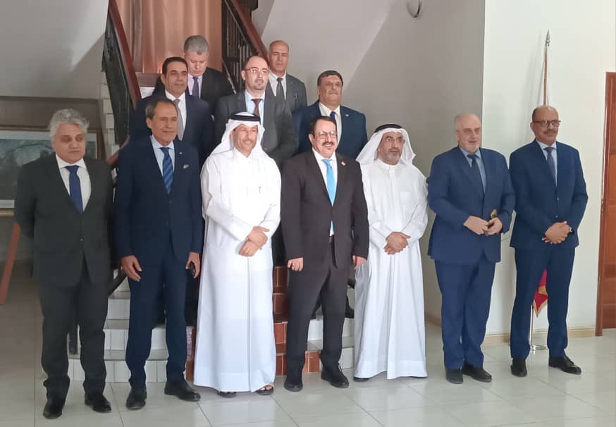 DrZahim's tweet photo. المشاركة في الوقفة التضامنية للسلك الدبلوماسي العربي مع دولة قطر الشقيقة ضد العدوان الصهيوني الغاشم، نظمها سعادة عميد السلك الدبلوماسي في السفارة القطرية بنواكشوط ١٦-٩-٢٠٢٥. https://t.co/UlCJyqU97G