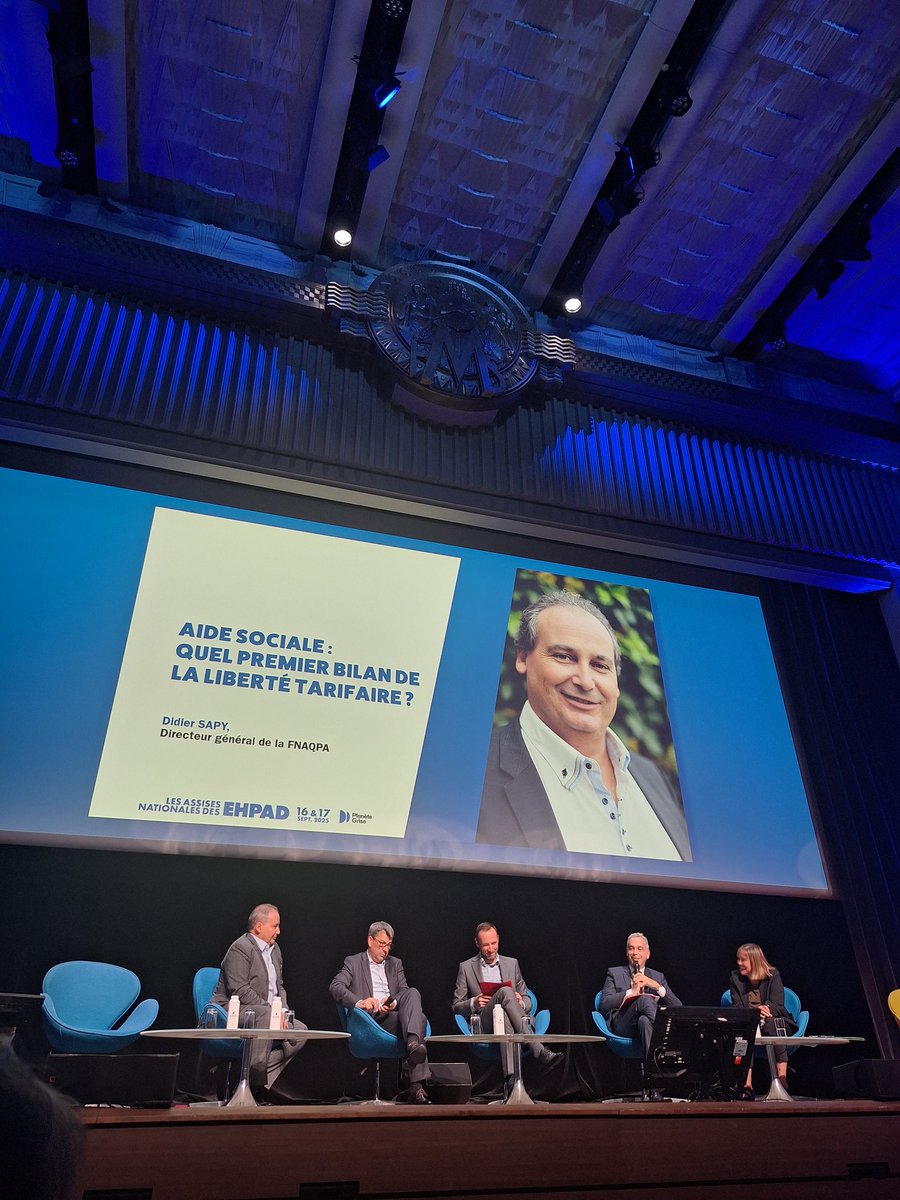 Aux Assises #EHPAD2025 <a href="/DidierSapy/">Didier SAPY</a> participe à la table ronde sur l'Aide sociale : "il y a un vrai débat politique et philosophique avec triple peine pour les personnes âgées. Cette réforme ne doit pas exonérer les puissances publiques et parties prénantes de cette réflexion."🎤