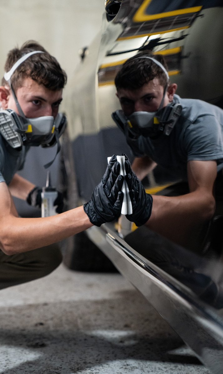 CarrTechSmart's tweet image. Make your car look its best! CarrTech ensures your car shines bright with amazing attention to detail.  Our expert auto detailing service gives your car that fresh-off-the-lot look, and our ceramic coating provides long-term protection from stains and scratches.