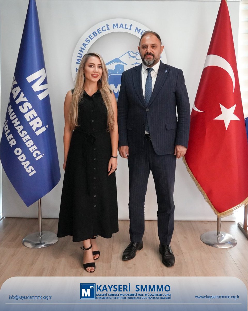 wan Ceramics’in kurucusu Sayın Züleyha Yılmaz, odamızı ziyaret ederek Yönetim Kurulu Başkanımız Sayın Adnan Uslular ile bir araya gelmiştir.
Nazik ziyaretleri ve samimi sohbetleri için kendilerine teşekkür eder, işlerinde başarılar dileriz.