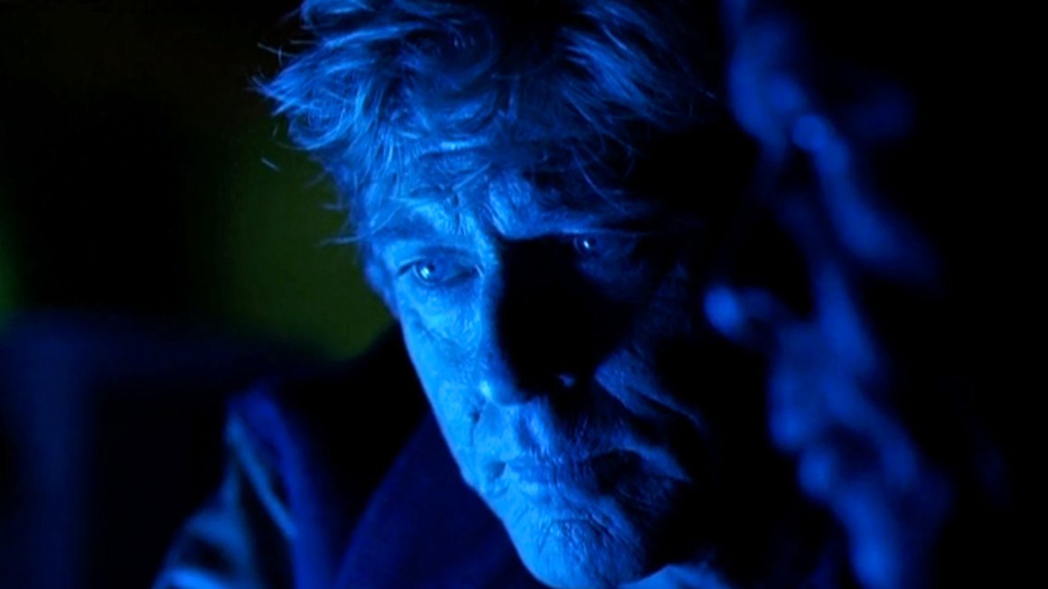 B:\a.zza tweet media