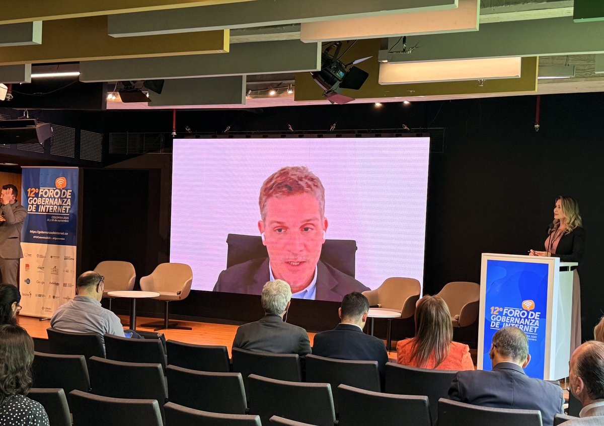 Miguel Ignacio Estrada, Gerente de Relaciones Estratégicas de <a href="/lacnic/">lacnic</a> , en el #FGIColombia2025:
“No es menor tener esta iniciativa durante 12 años. El nivel de la Mesa Colombiana no es común de ver y hay que destacarlo. Inspiran a otros países de la región.”