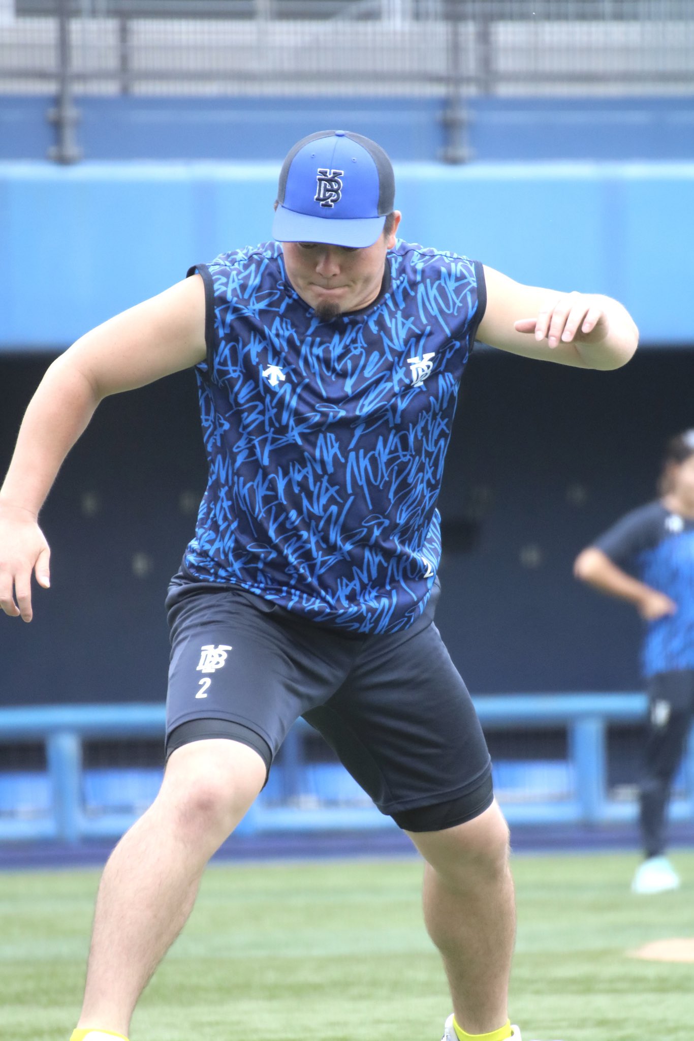 t*b様 未開封 Lサイズ 牧秀吾 2025ユニホーム BAYSTARS 69 【牧秀悟/横浜DeNAベイスターズ】2024BBMベースボールカード