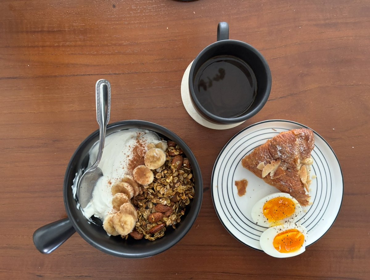 I DONT TRUST PEOPLE WHO DONT EAT BREAKFAST ARE THE SYNAPSES IN UR BRAIN EVEN FIRING BABE?