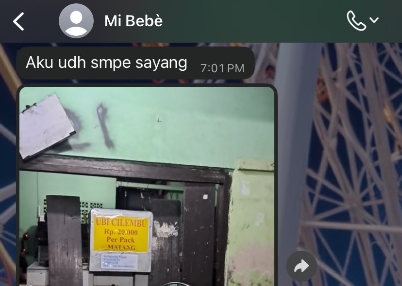 noturuglyex's tweet photo. Bm gue kadang suka tbtb aneh dan serandom itu:’
Misalnya malem ini bm ubi cilembu, besok malem bm burjo, tpi kerennya pacarku selalu bisa wujudin bm ku yg kaya org ngidam itu🥺 https://t.co/ljhWeROQ7n