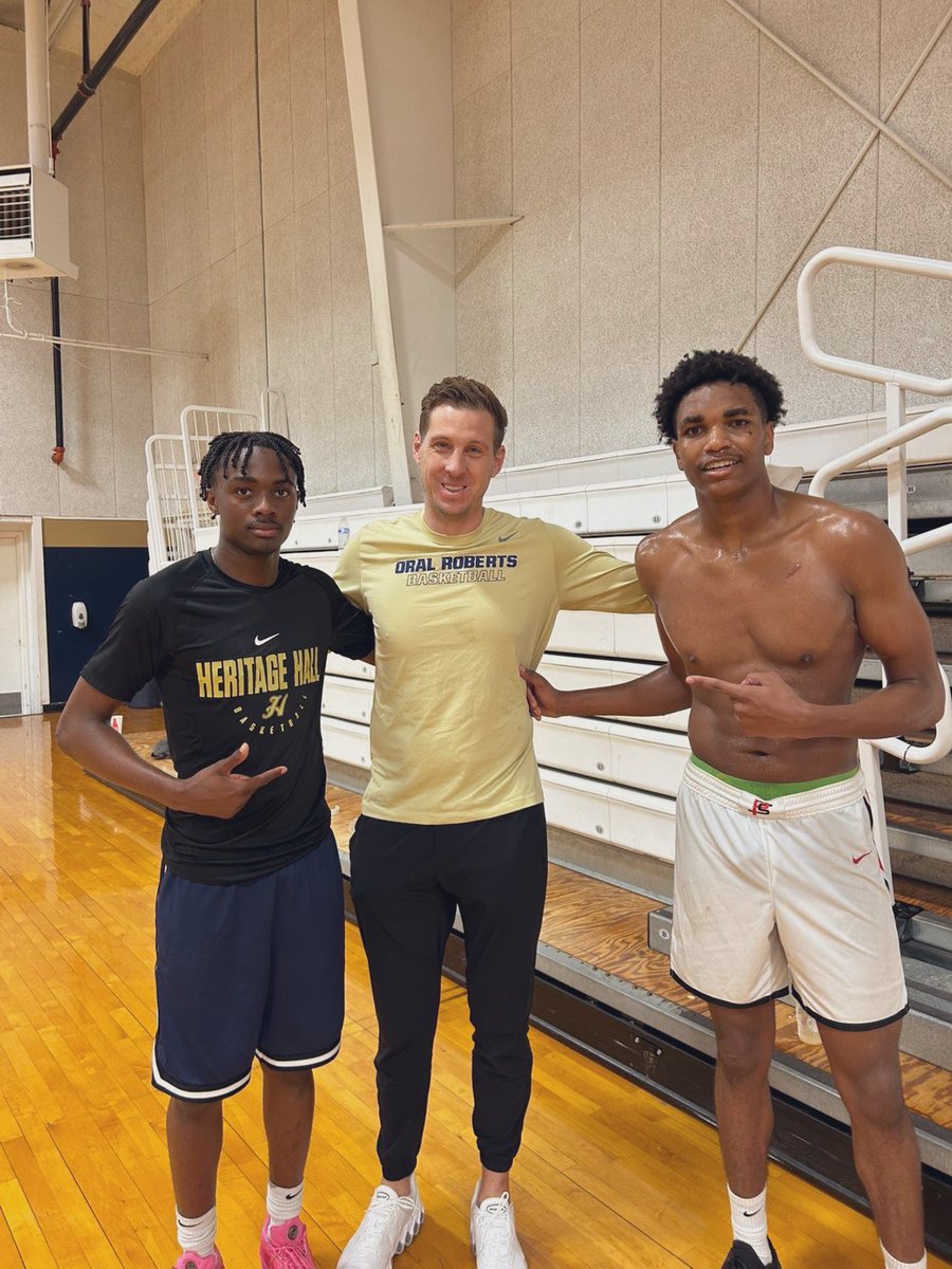 Big thanks to <a href="/Will_Saxon/">Will Saxon</a> of <a href="/ORUMBB/">ORU Basketball</a> for coming to watch practice this morning!