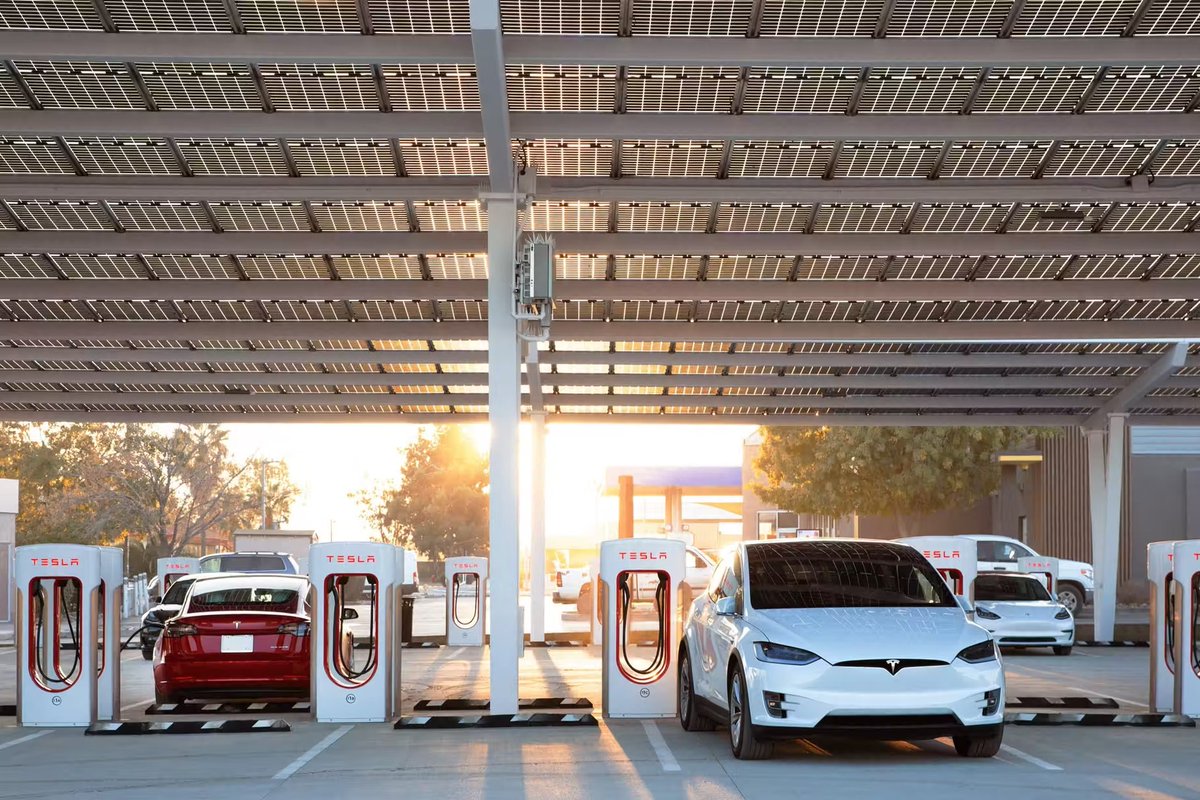 MagicSolarUSA's tweet image. Your journey matters! 🚗☀️ National Drive Electric Week—share how solar + EVs power your lifestyle. Magic Solar Electric celebrates your stories! #DriveElectricMonth #EVLife #SolarEnergy