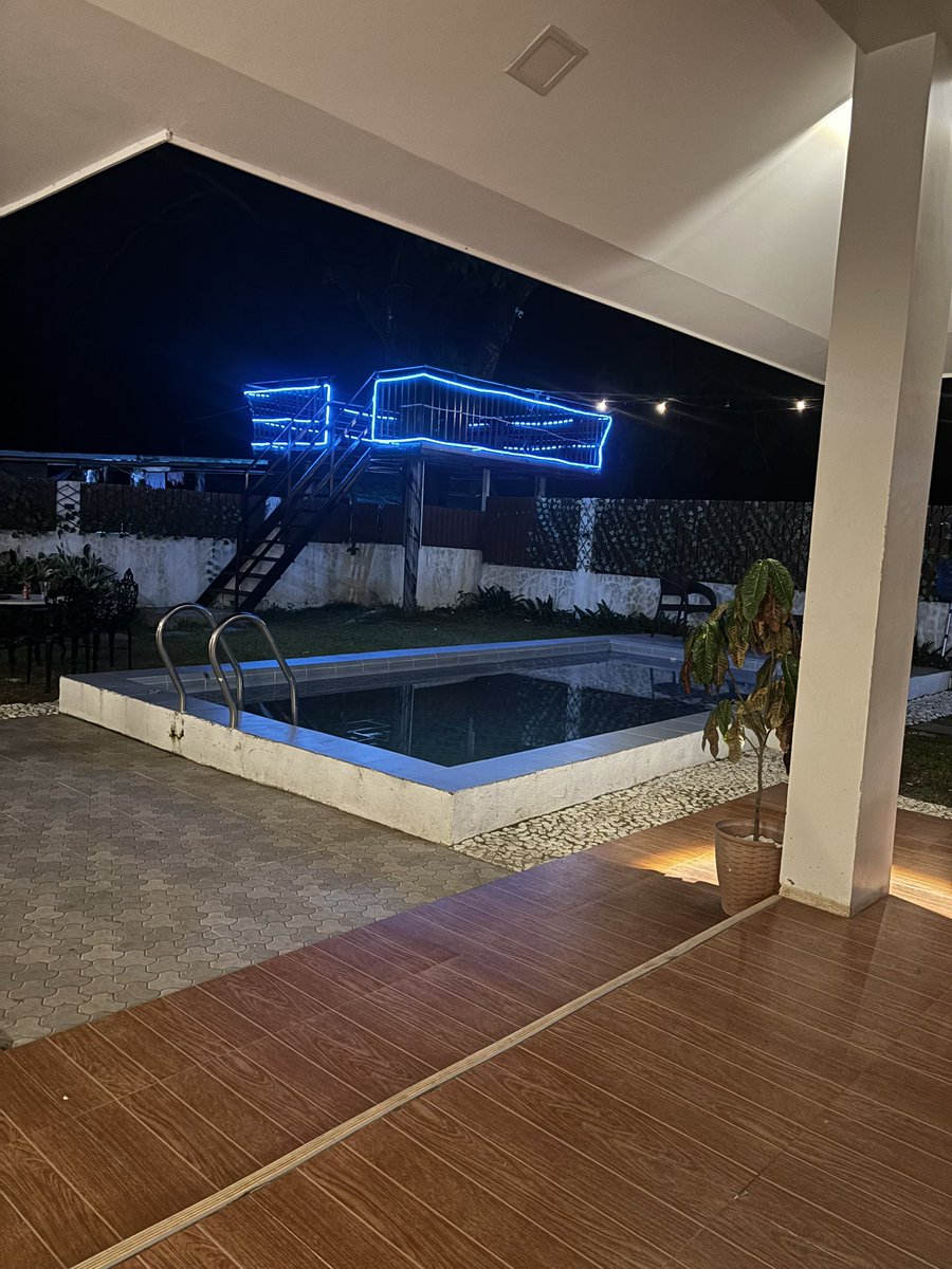 jelstudy_'s tweet image. photo dump ! just turned 18 💕