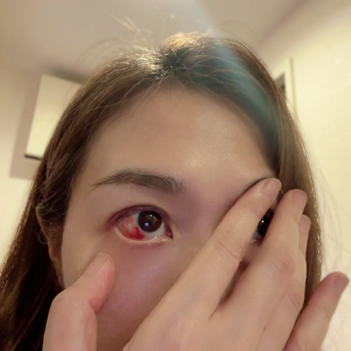kayokauo's tweet photo. 今日、私はどうやら悪魔と契約したらしい。👁️😈

Apparently, I made a deal with the devil today 👁️😈

#厨二病 #chuunibyo https://t.co/2VEqUFxS0G