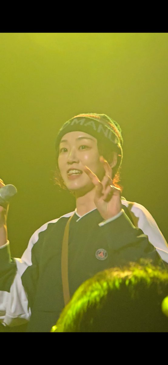 250329 디핵 콘서트 [D-ZAKAYA]
이날 지금 여친님이 내 9시 방향 바로 뒤에 있으셨는 게
아무리 생각해도 댕 신기하네 ㅋㅋㅋ