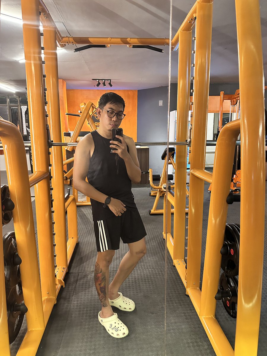 iamsuperval's tweet photo. New Playground 🏋️💦#IloiloCity https://t.co/yWJVVypCvv