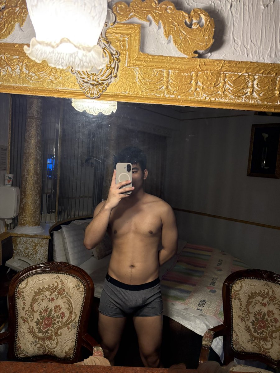 DreamBoy_025's tweet photo. Tara na pabembang kana💦 https://t.co/Gj9ODynT7R
