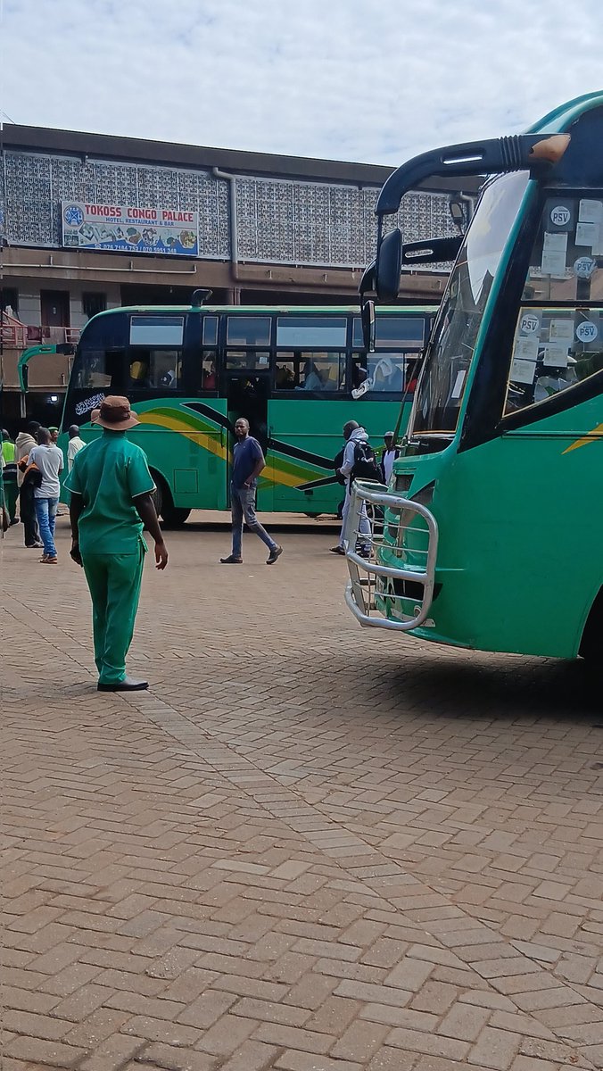 Kampala to ....... via Mubende dispatch schedule. 

Kagadi. 11:00 am. and
2:00 am

Kasese. 4:30 am till 11:59 pm

Bundibugyo. 6:00 am till 5:00 pm

Bwera. 7:00 pm till 12:00 pm

Fortportal.  12:00 am till 11:59 pm