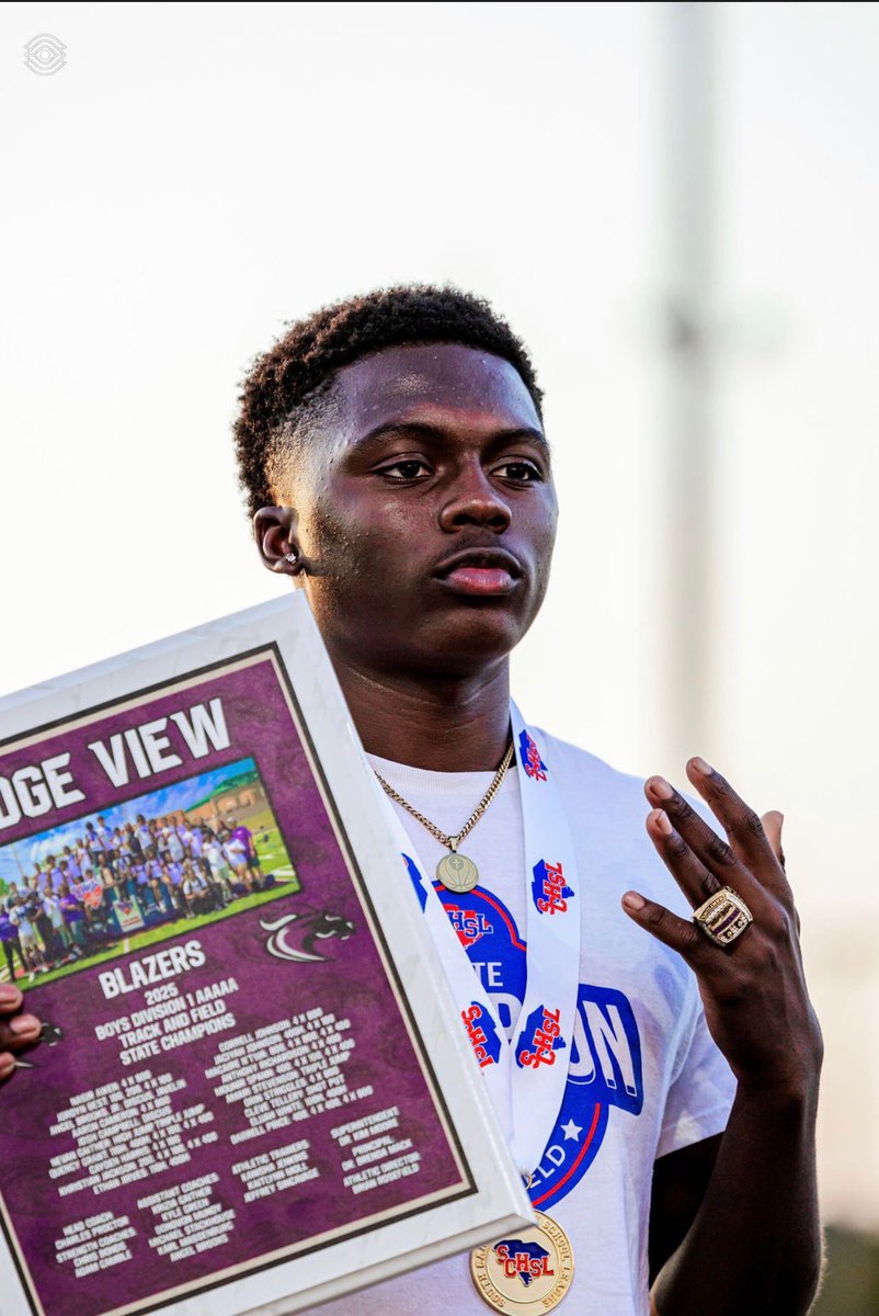 Elijah White tweet media