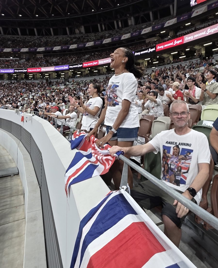 @melanatural tweet media