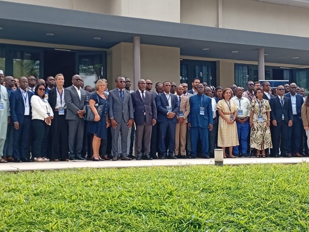 Quotidien du service public ''la Nation''- Bénin (@lanationbenin) on Twitter photo Villes durables en Afrique: L’exploration des solutions de gestion intégrée du risque d’inondation
➡️lanation.bj/environnement/…
#Afrique #odd <a href="/ChouatNadege/">Nadège Chouat</a> Villes durables en Afrique: L’exploration des solutions de gestion intégrée du risque d’inondation
➡️lanation.bj/environnement/…
#Afrique #odd <a href="/ChouatNadege/">Nadège Chouat</a>