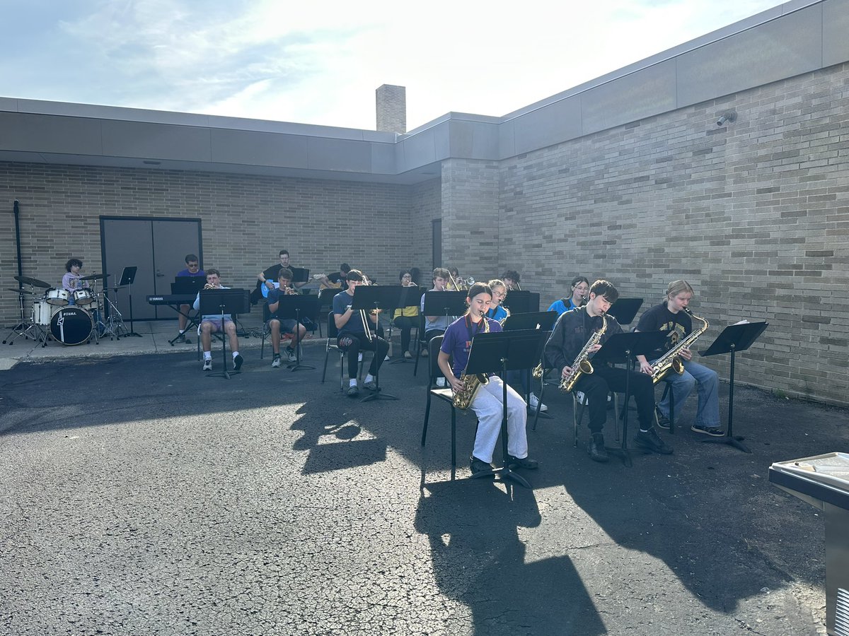 Jazz Band practicing outside on this gorgeous day in preparation for our James Dean Parade performance!