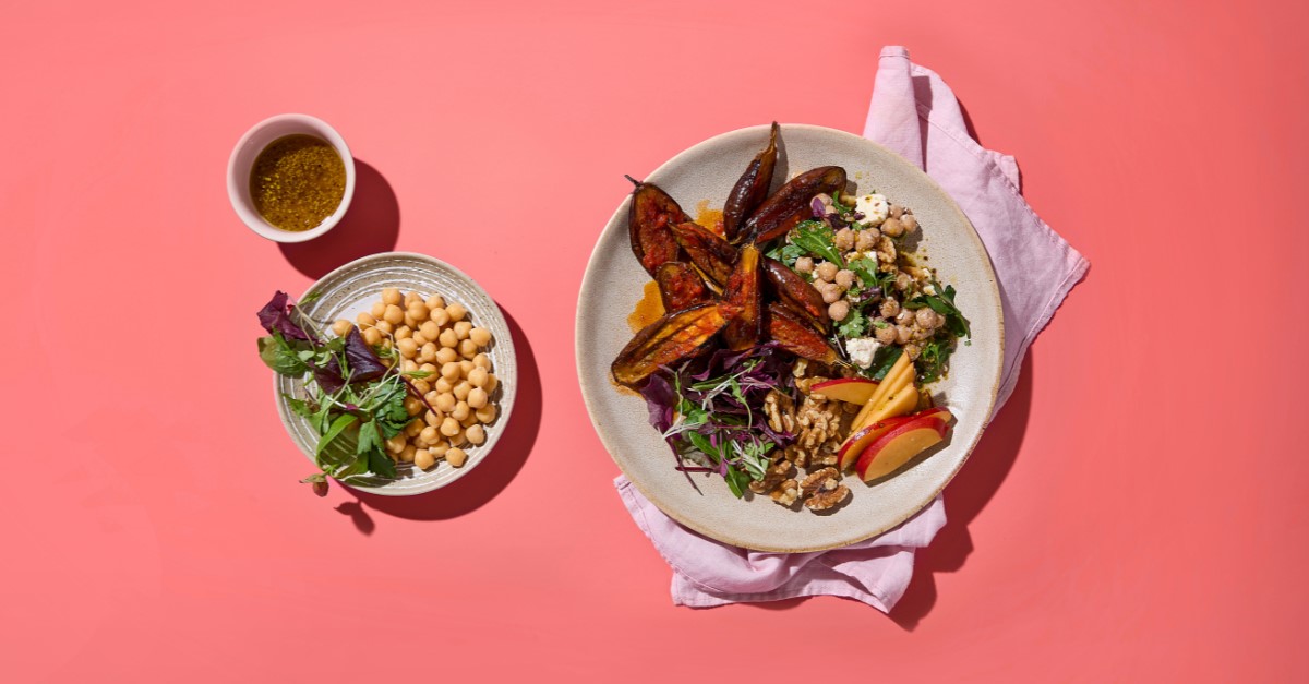 GEBORG: Witwarm by Checkers: die baanbrekende Simple Truth-produkreeks! Bewuste leef het nog nooit so goed gelyk – én gesmaak – nie. Probeer hierdie Harissa-gegeurde Gebraaide Eiervrug met Kekerertjieslaai-resep en ervaar dit self! 
 netwerk24.com/sarie/tydskrif…?  #Checkers