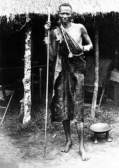 Waiyaki Way in Nairobi is named after Chief Waiyaki wa Hinga who was killed by the British in 1892. Its believed he is buried in an unmarked grave in Kibwezi.