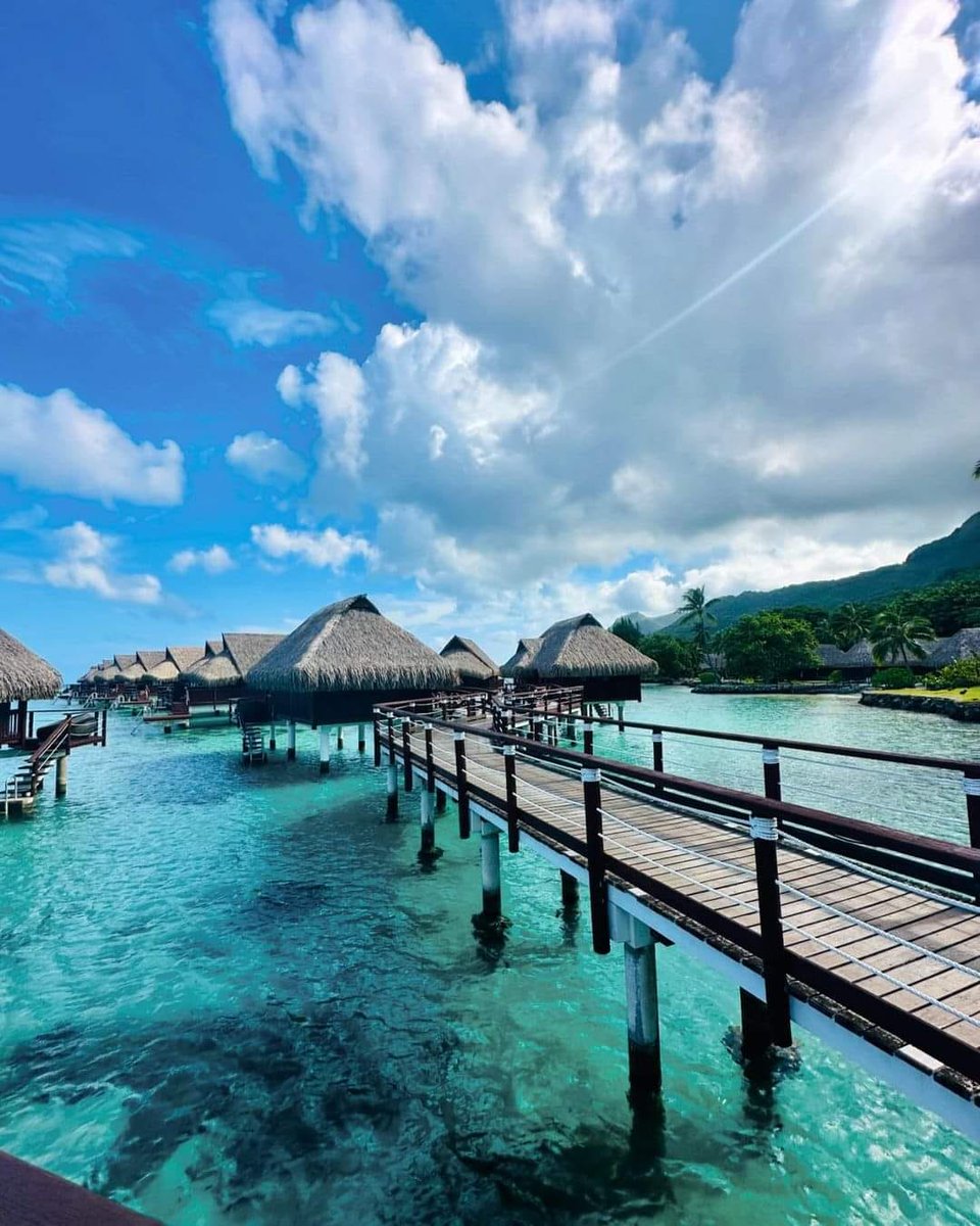 Four Seasons Resort Bora Bora