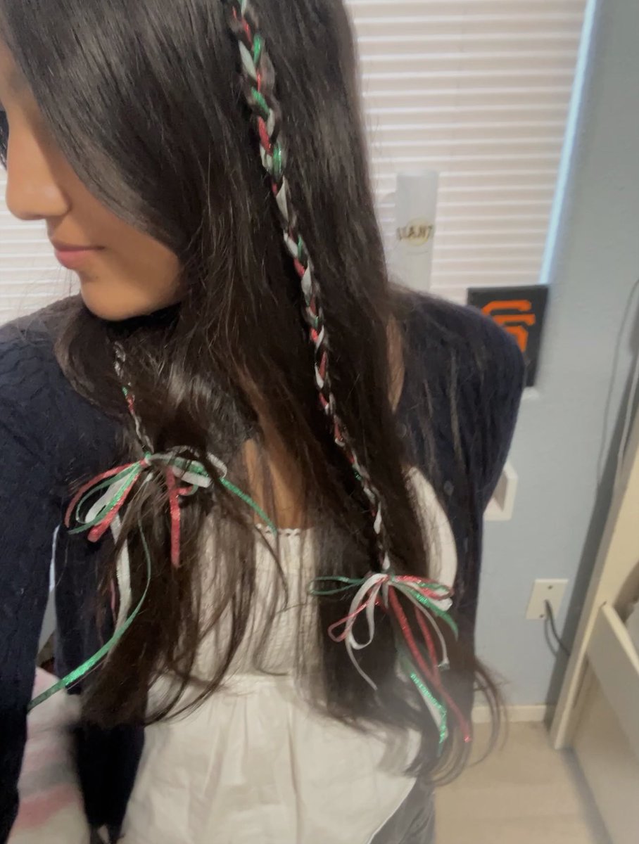 I only do my hair for special occasions 🙂‍↕️