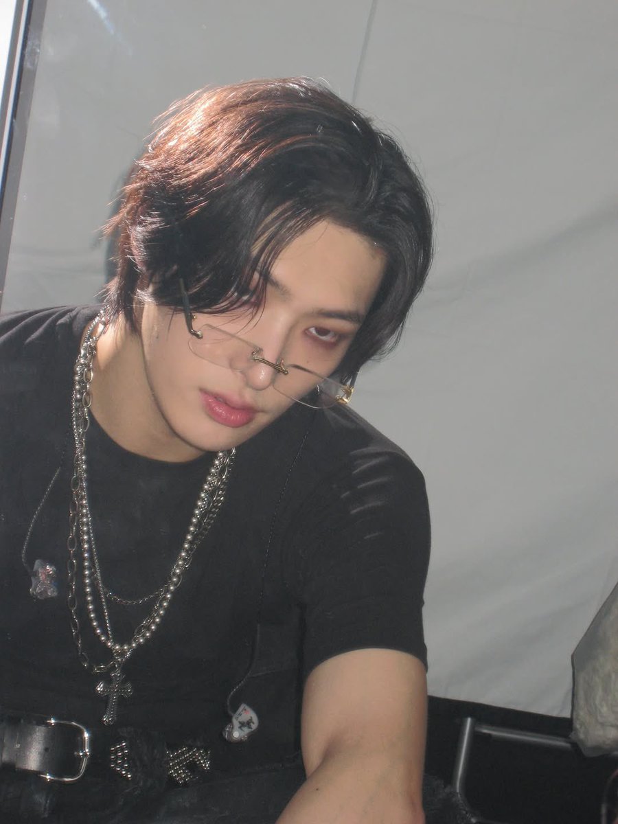 heyyyy mingkis mind if i just scooch on in here