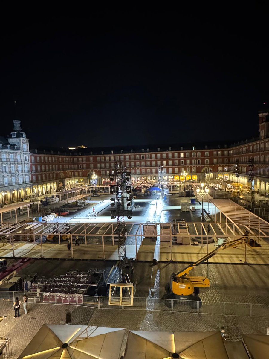 <a href="/Alicia_Torija_L/">ALICIA TORIJA</a> <a href="/EduardoFRub/">Eduardo Rubiño 🏳️‍🌈</a> <a href="/DParedes_Didi/">✳️Diana Paredes</a> <a href="/madridcyp/">MCyP / #SOSPatrimonio</a> <a href="/MPilarcuca/">María Pilar Sánchez - Cuca #SaldremosEnComún 🌈🍏</a> <a href="/EscalanteMarisa/">Marisa Escalante</a> <a href="/MasMadridCiudad/">Más Madrid Ciudad</a> <a href="/CiudadanaMartaR/">Marta Rivera 🇪🇸</a> <a href="/depacoserrano/">Mariano de Paco Serrano</a> Los ensayos del desfile...<a href="/bcarabante/">Borja Carabante</a> este es el nivel de dB, ¿una excepción más?