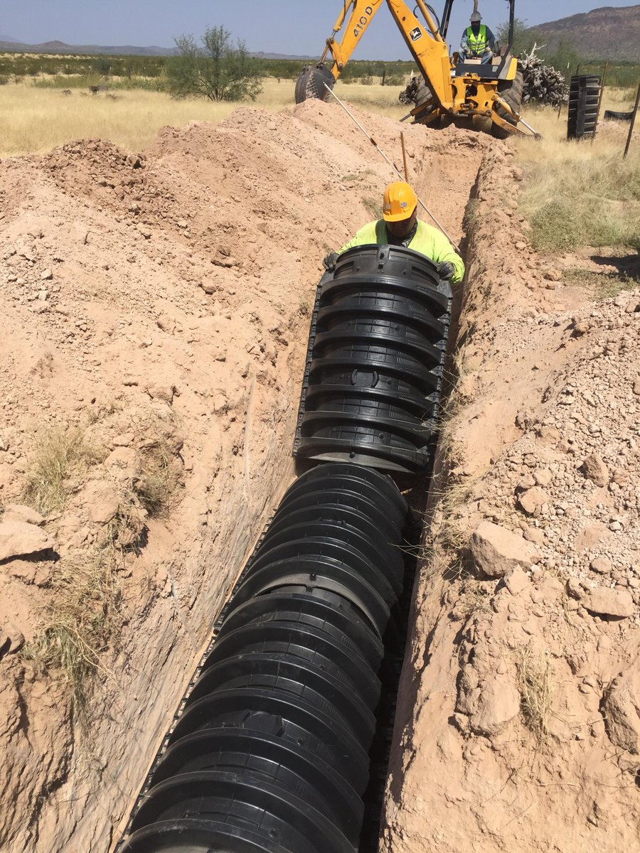EPAregion9's tweet image. ✨ It’s #SepticSmartWeek! ✨

We’re excited to highlight the completion of a vital wastewater infrastructure project: septic replacement for the Tohono O’odham Nation! 👏

With $289K in Clean Water Act funding, this collaborative effort between the EPA and the Indian Health…